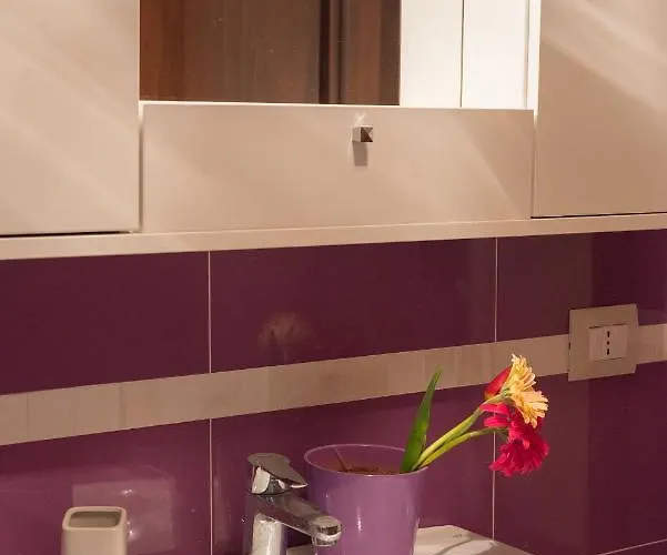 Centro, A Windows On The Monuments Naples