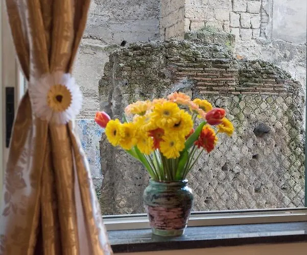 Appartement Centro, A Windows On The Monuments Naples